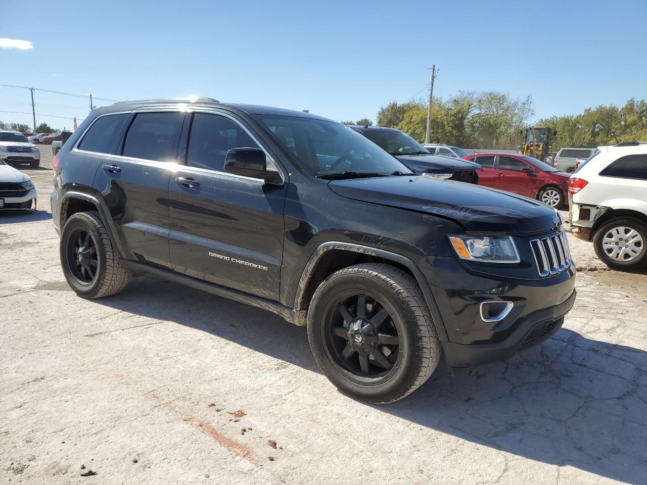 2014 Jeep Grand Cherokee Laredo - Image 4