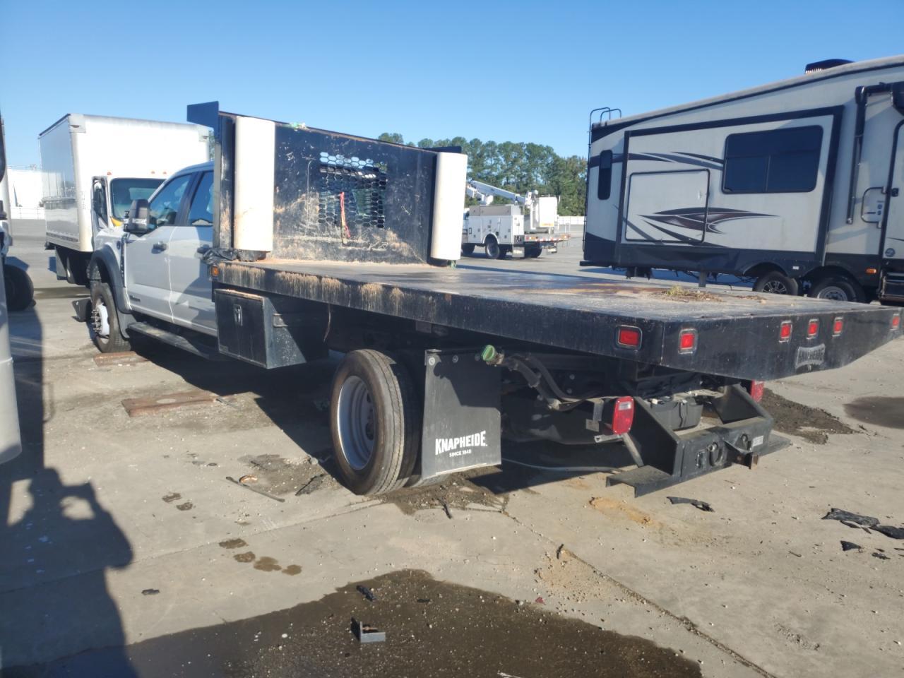 2024 Ford F450 Super Duty - Фото 2