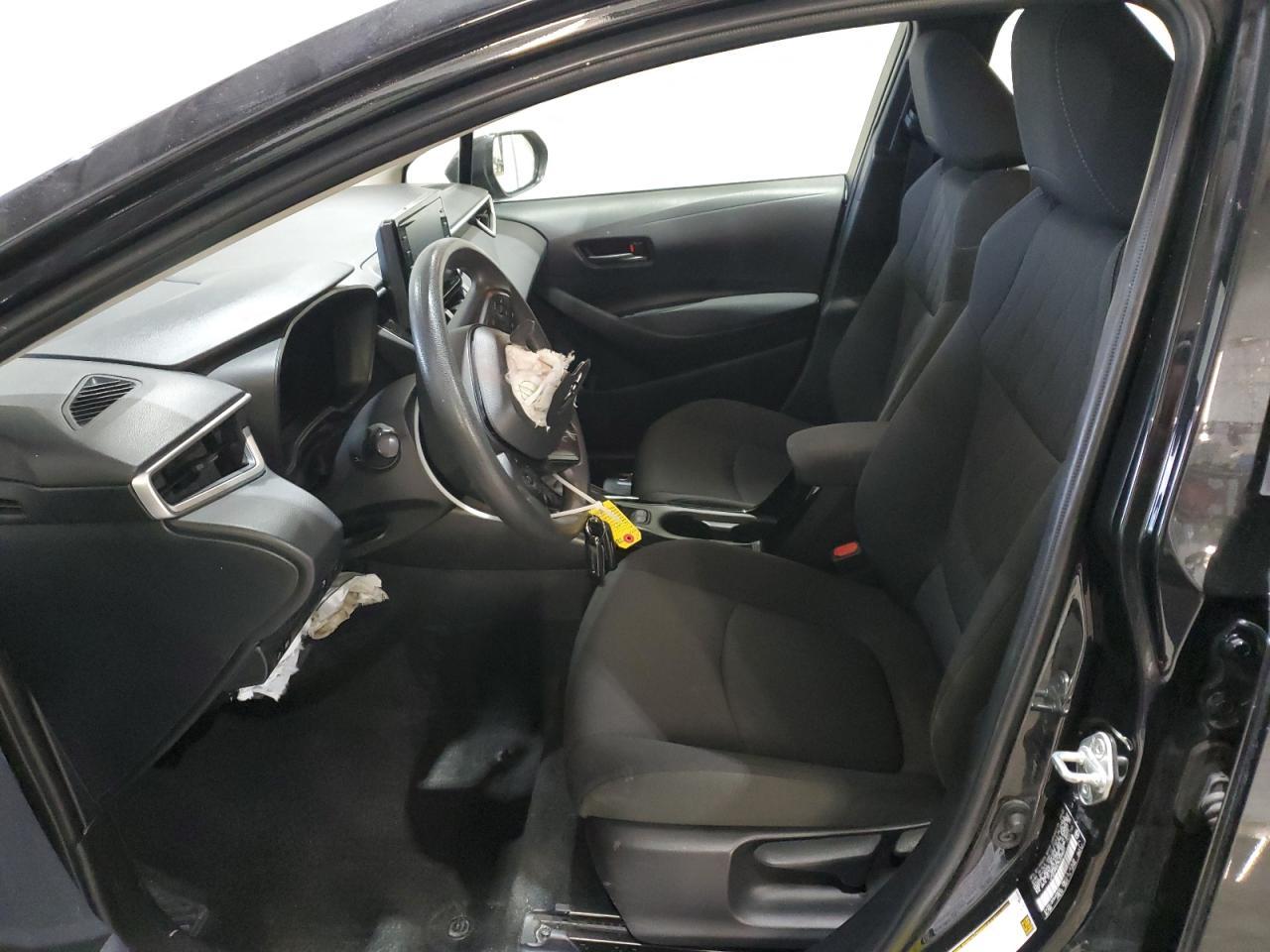 2022 Toyota Corolla Le - Image 7