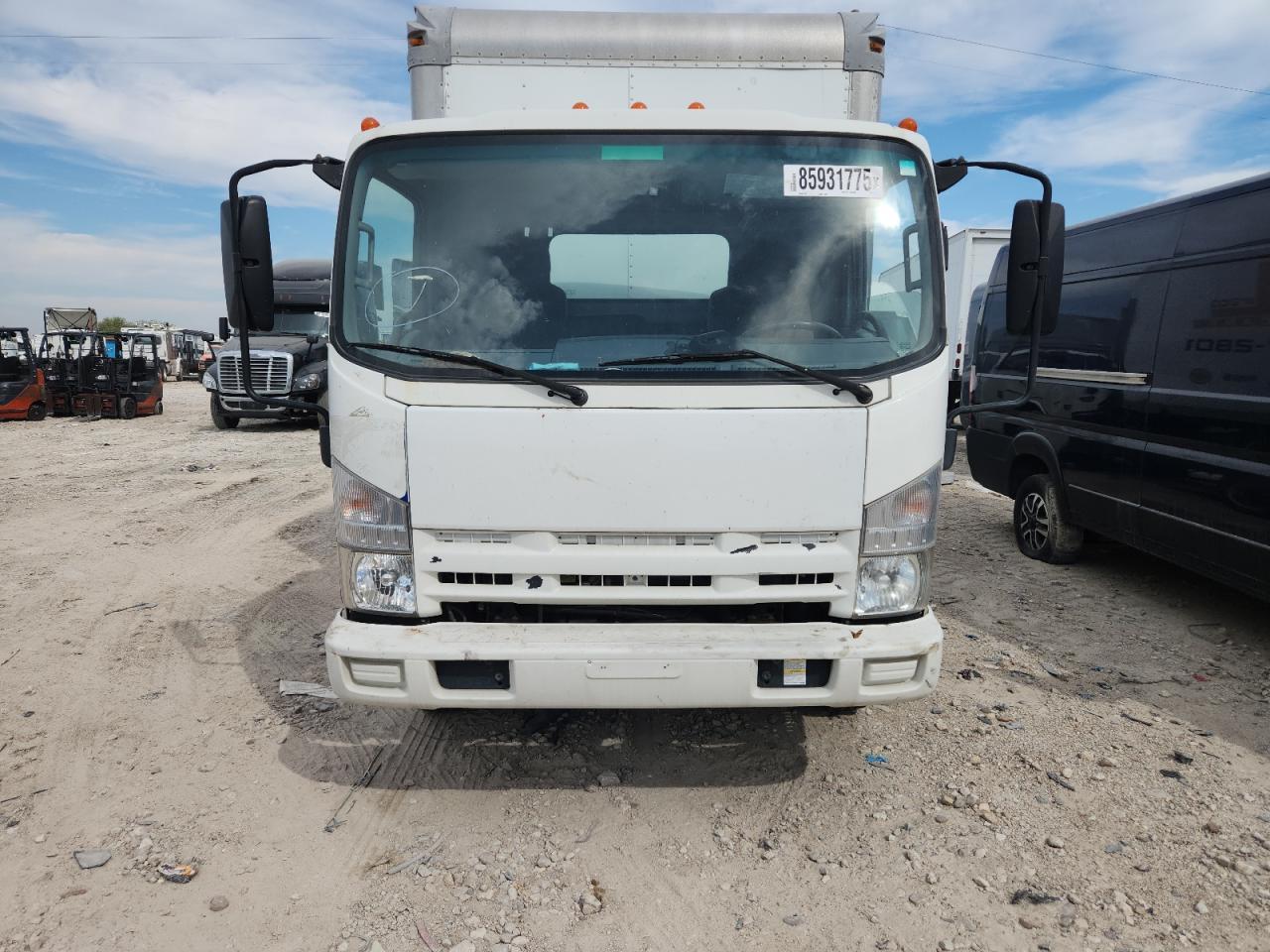 2013 Isuzu Npr - Image 5