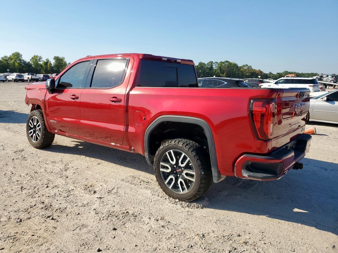 2024 GMC Sierra K1500 At4 - Фото 2