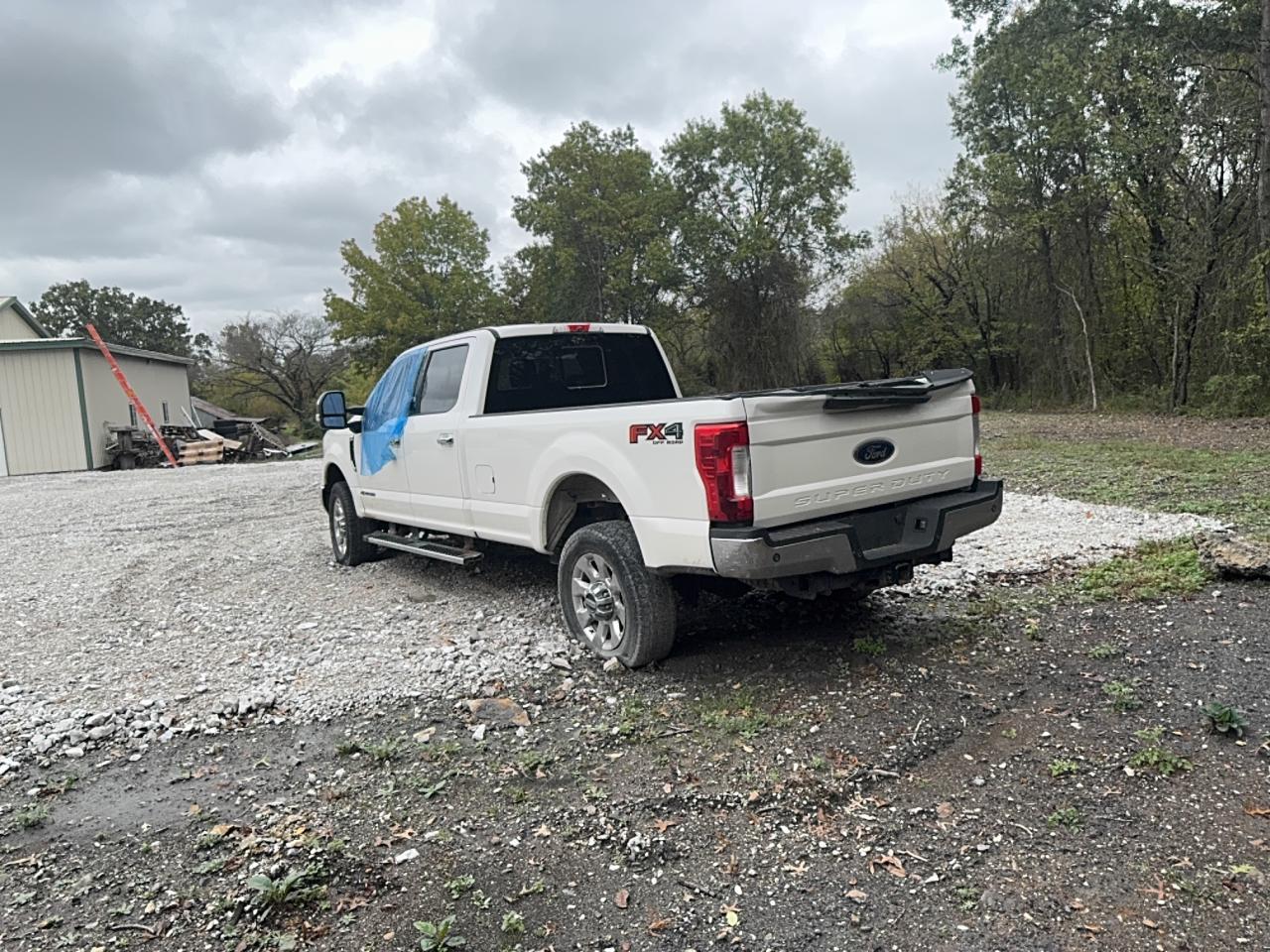 2019 Ford F350 Super Duty - Фото 3
