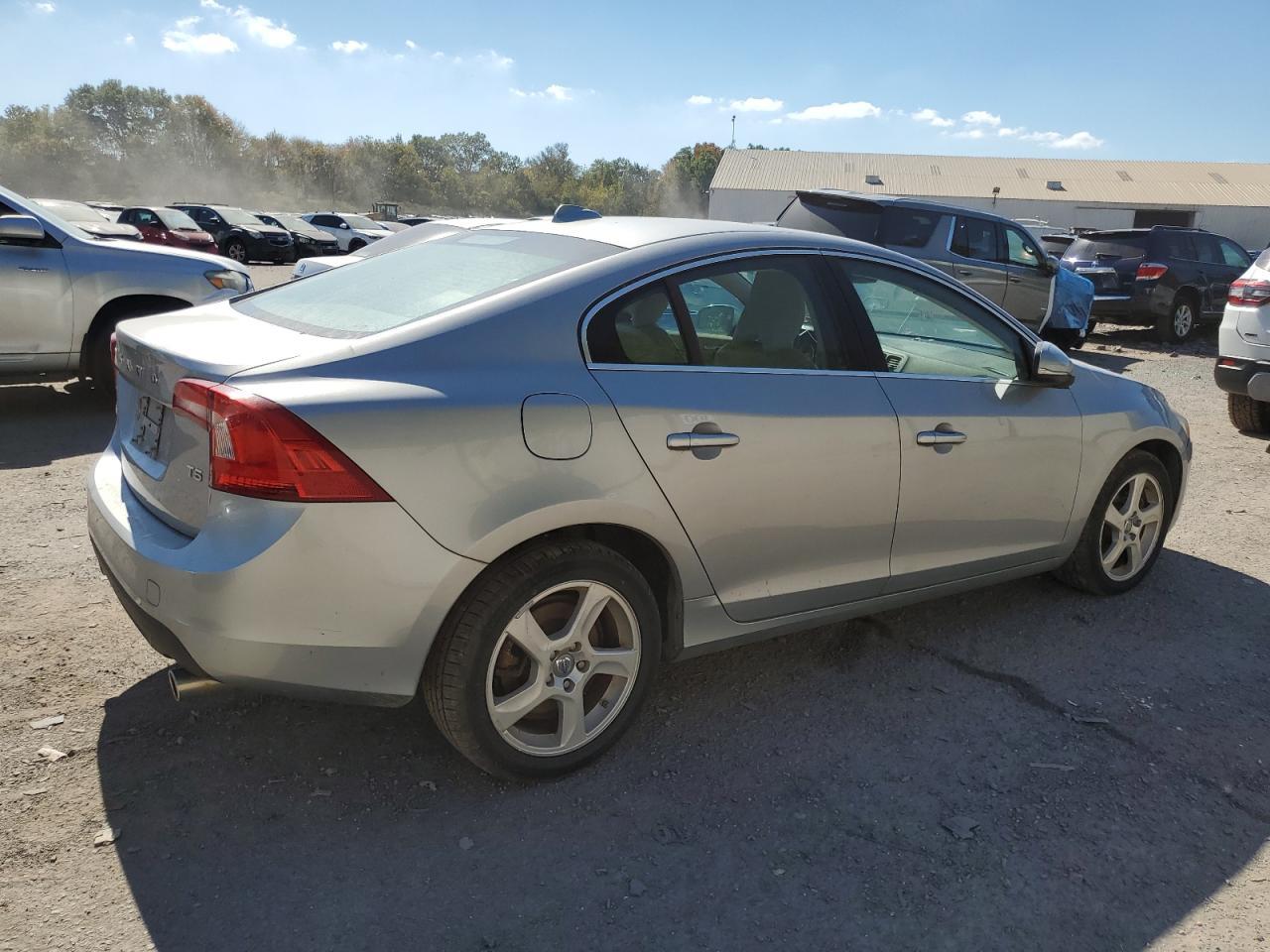 2013 Volvo S60 T5 - Image 3