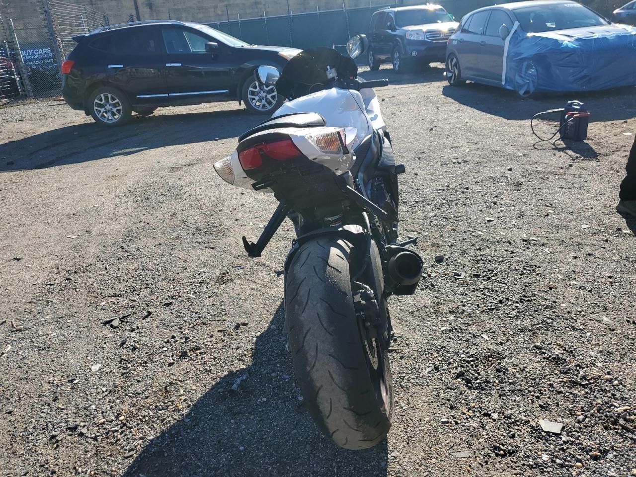 2019 Suzuki Gsx-R750 - Фото 4