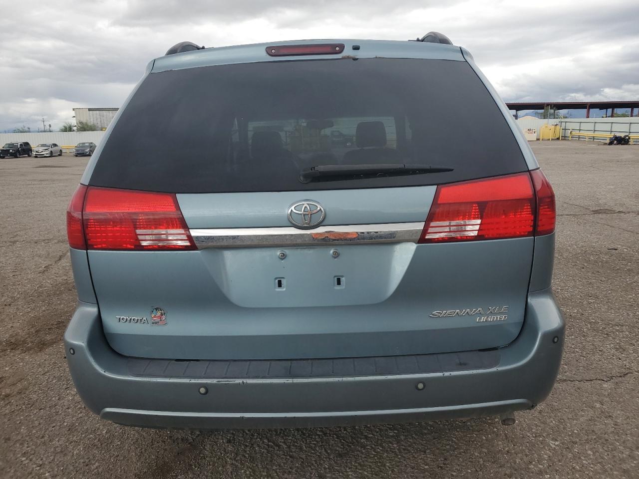 2004 Toyota Sienna Xle - Фото 6