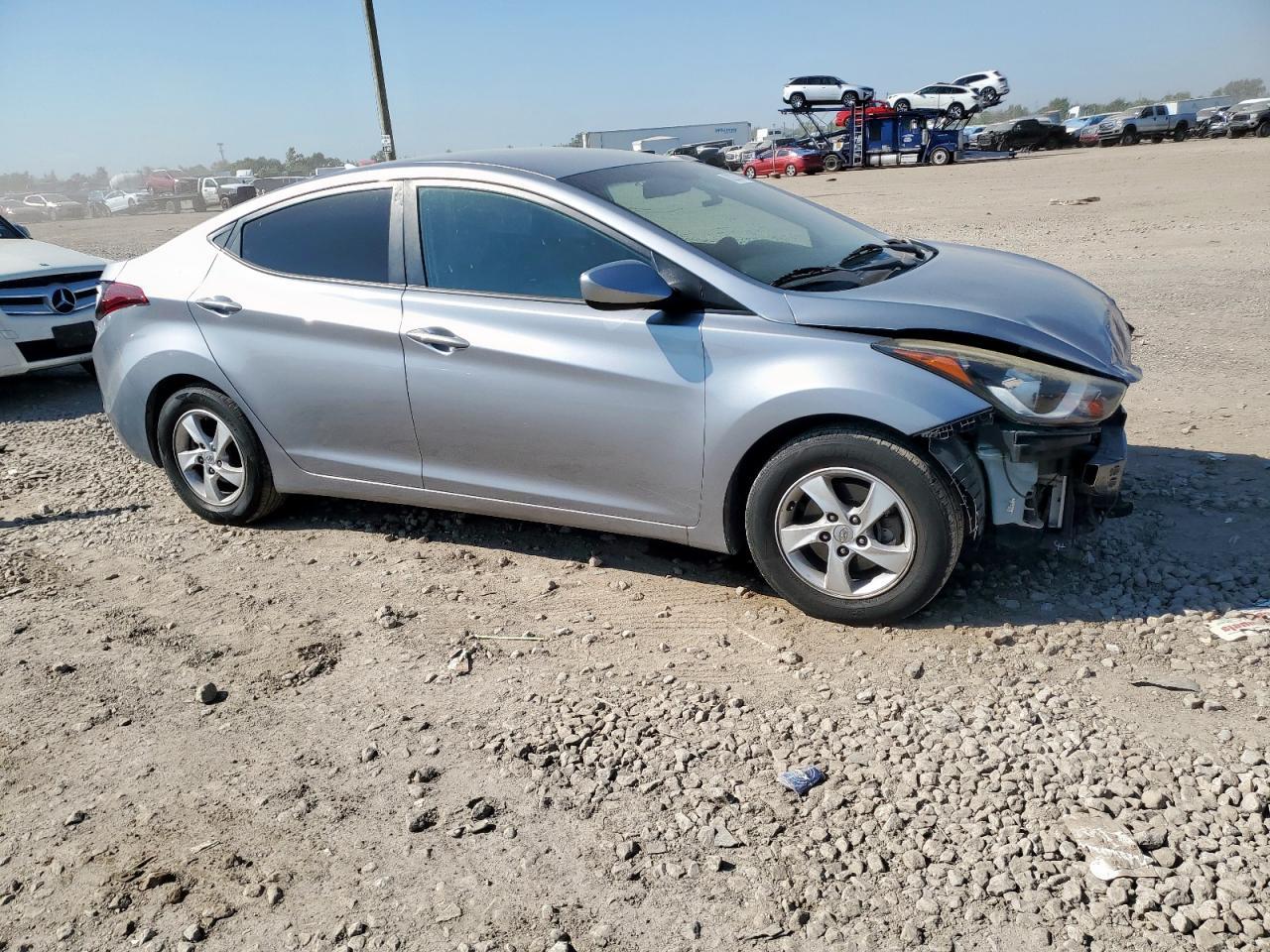 2015 Hyundai Elantra Se - Фото 4