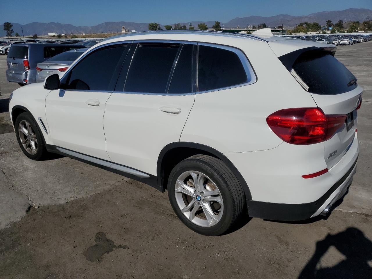 2019 BMW X3 Sdrive30I - Фото 2