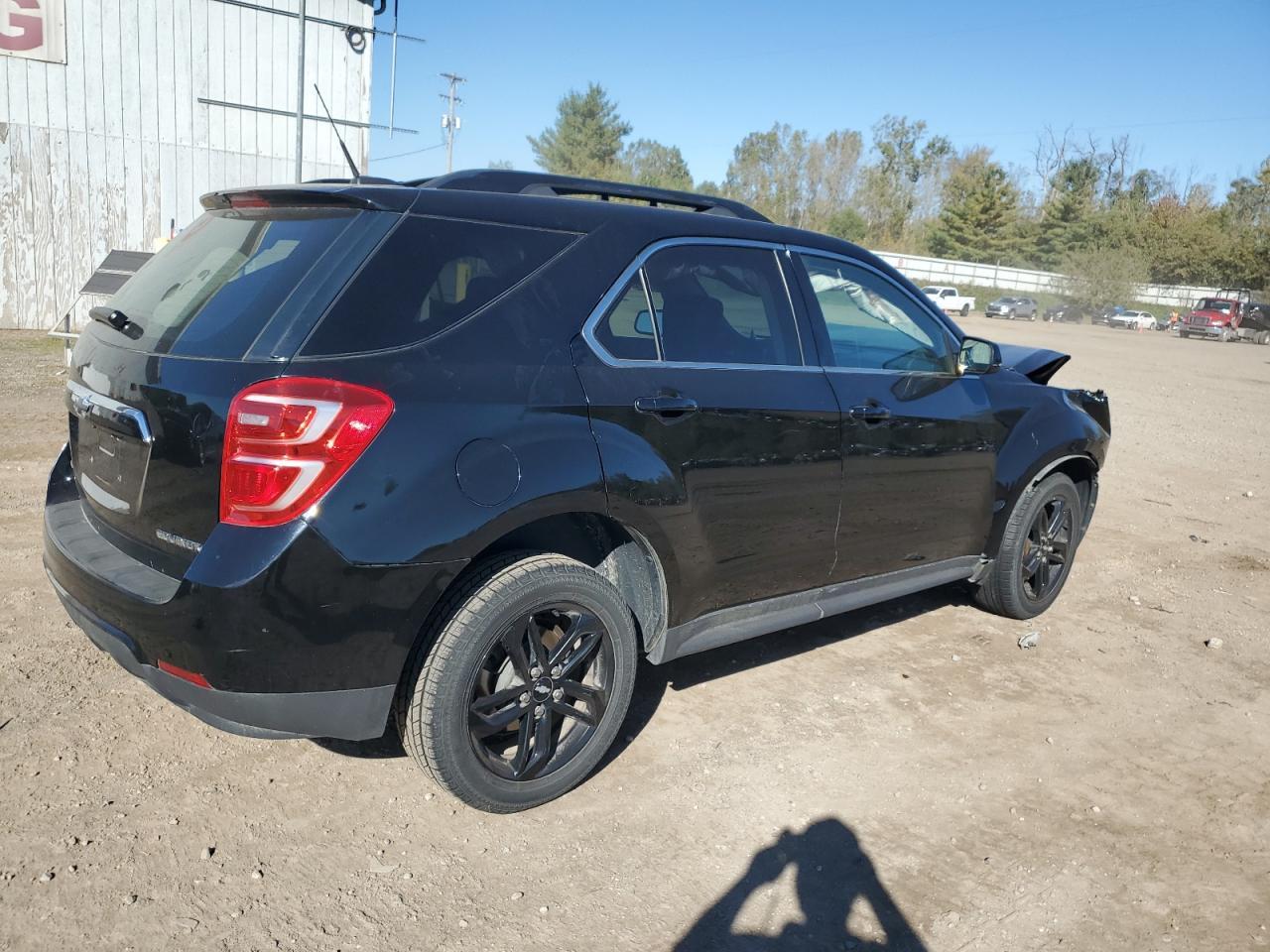 2017 Chevrolet Equinox Lt - Image 3