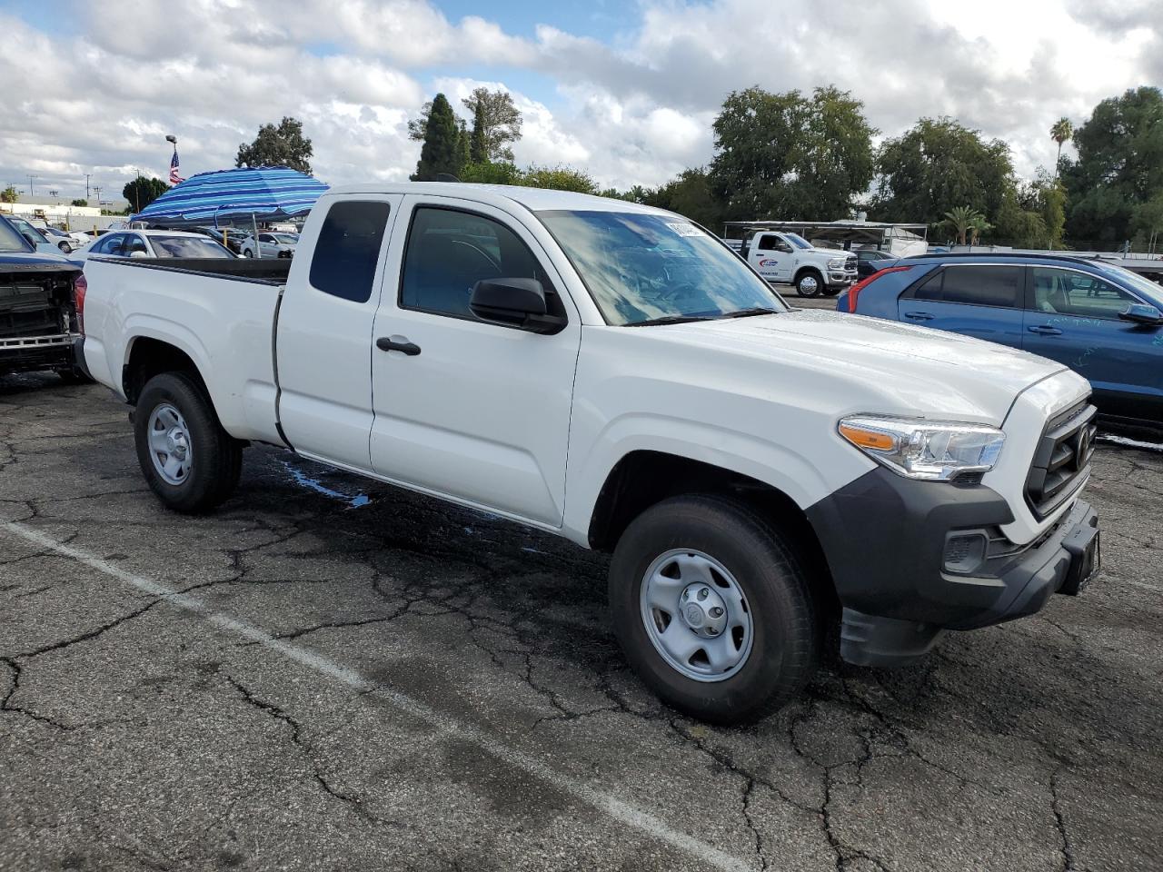 2021 Toyota Tacoma Access Cab - Image 4