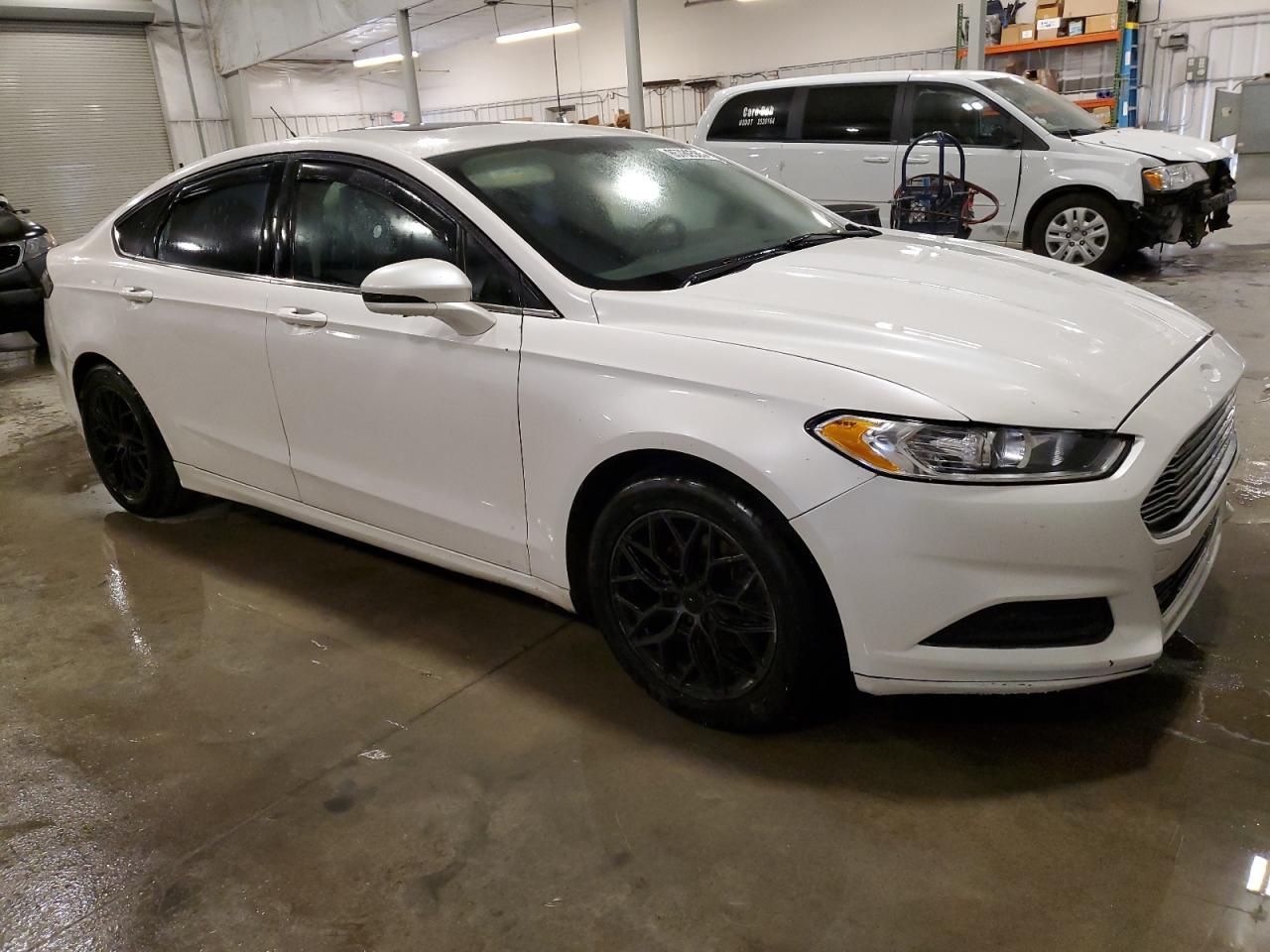 2014 Ford Fusion Se - Фото 4