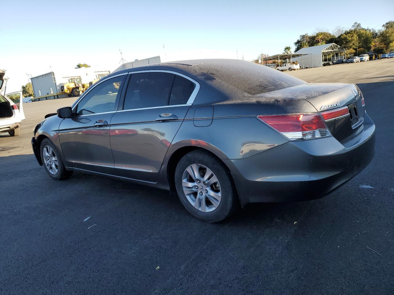 2012 Honda Accord Lx - Фото 2