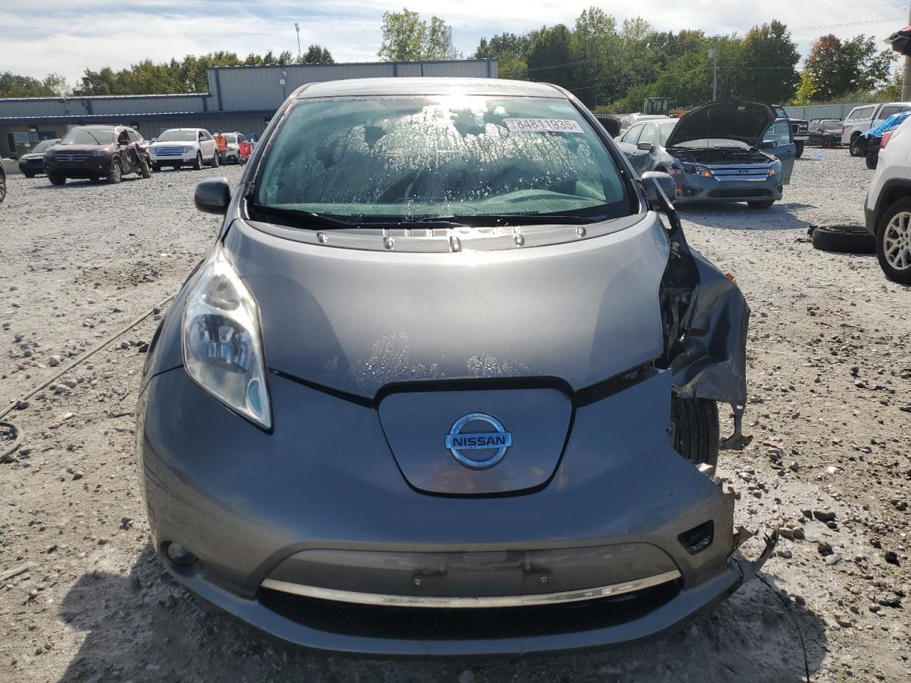 2016 Nissan Leaf S - Image 5
