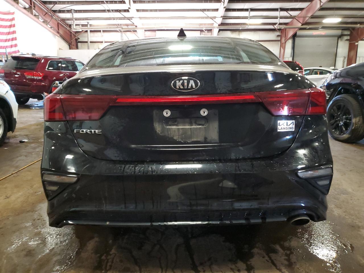 2021 Kia Forte Fe - Фото 6