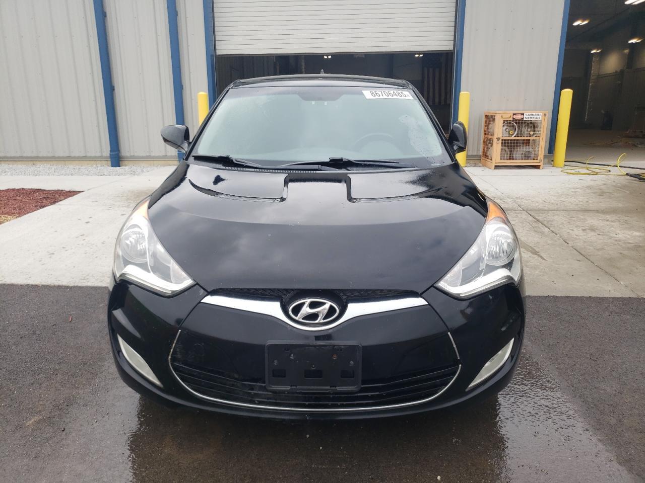 2014 Hyundai Veloster - Фото 5