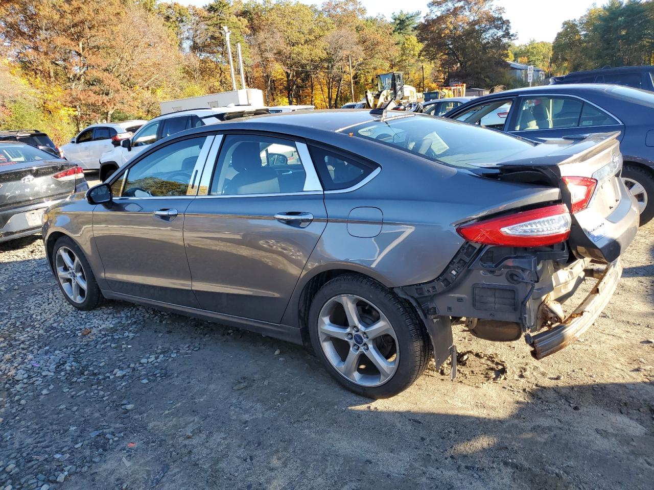 2014 Ford Fusion Se - Image 2