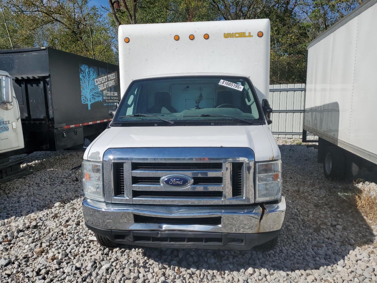 2016 Ford Econoline E350 Super Duty Cutaway Van - Фото 5
