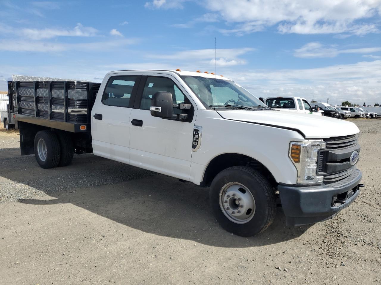 2018 Ford F350 Super Duty - Фото 4