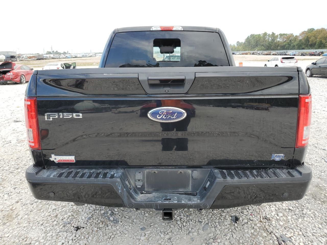 2017 Ford F150 Supercrew - Image 6