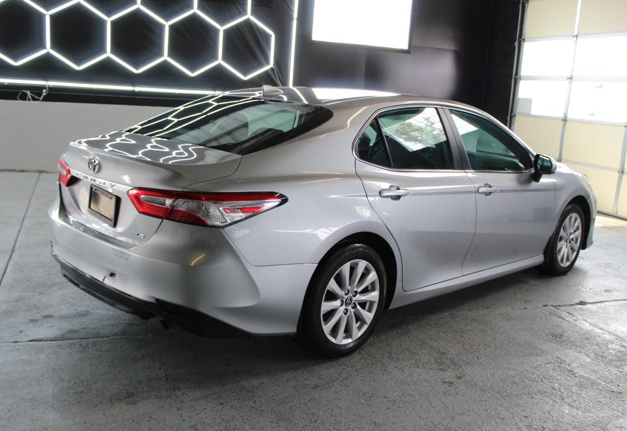 2019 Toyota Camry L - Фото 3
