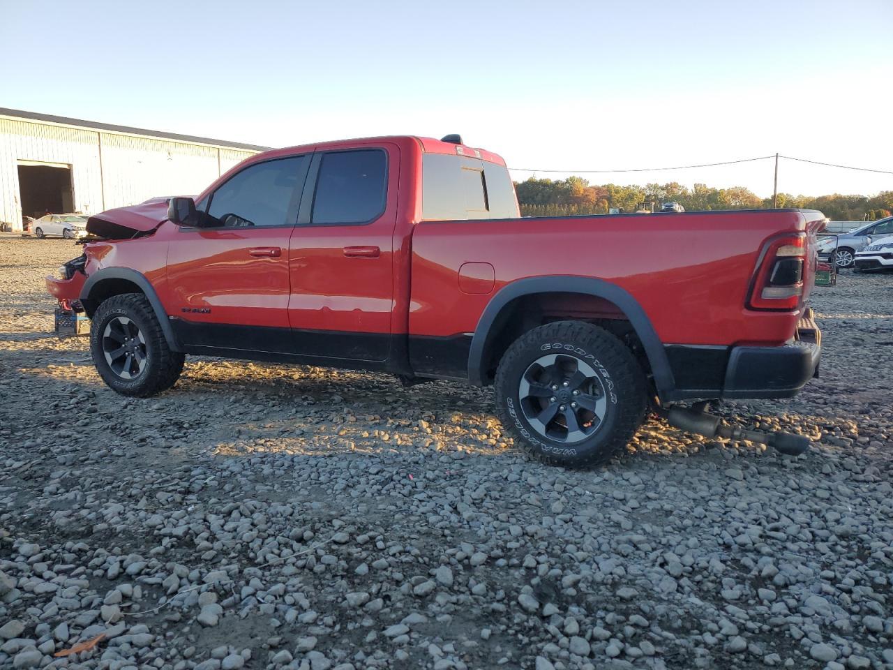 2019 Ram 1500 Rebel - Фото 2
