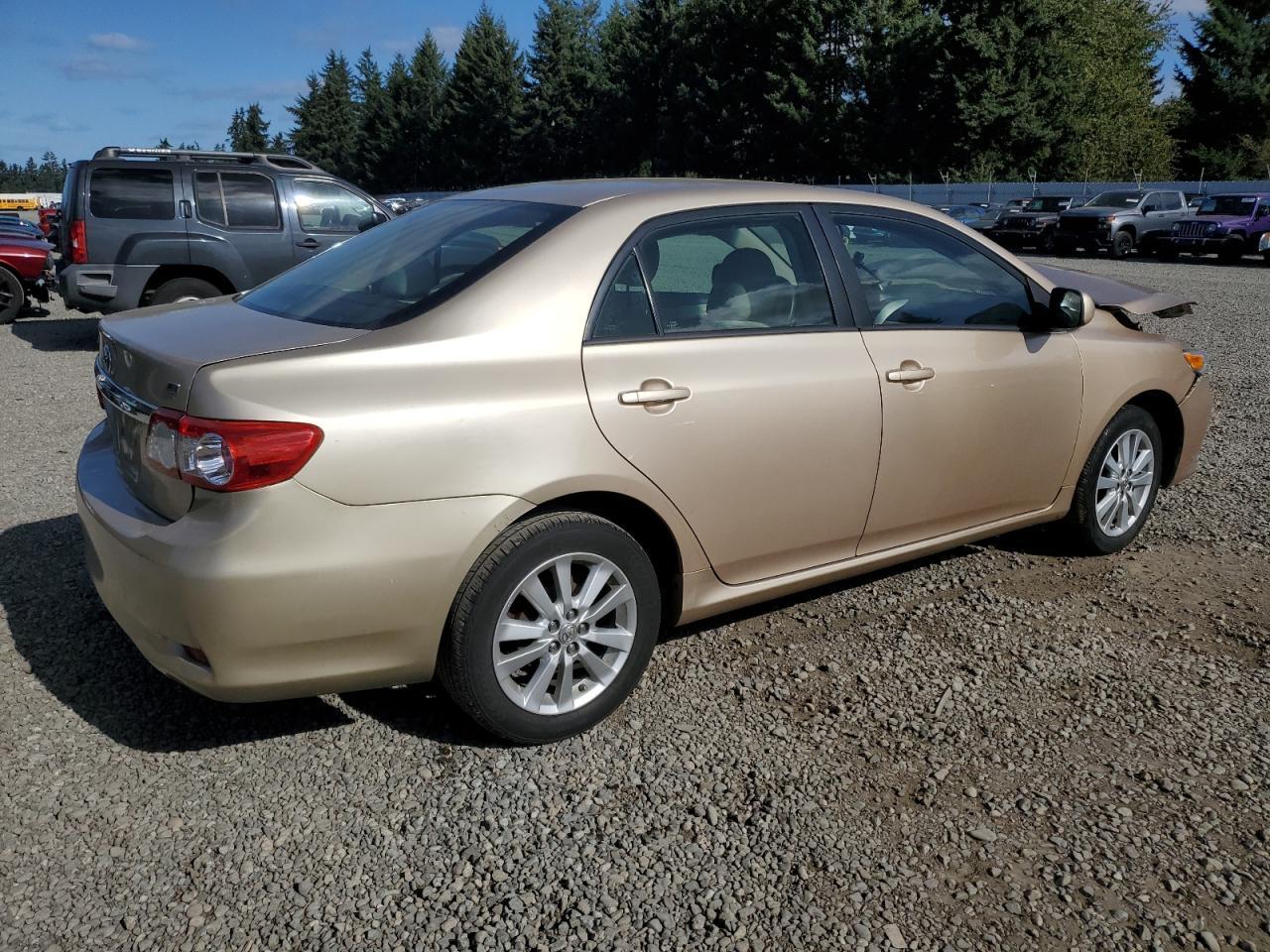 2012 Toyota Corolla Base - Фото 3