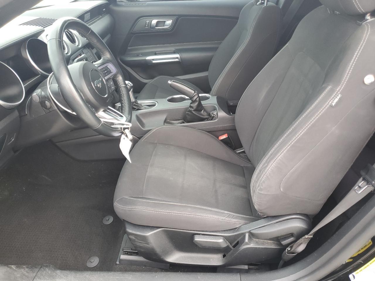 2019 Ford Mustang - Image 7