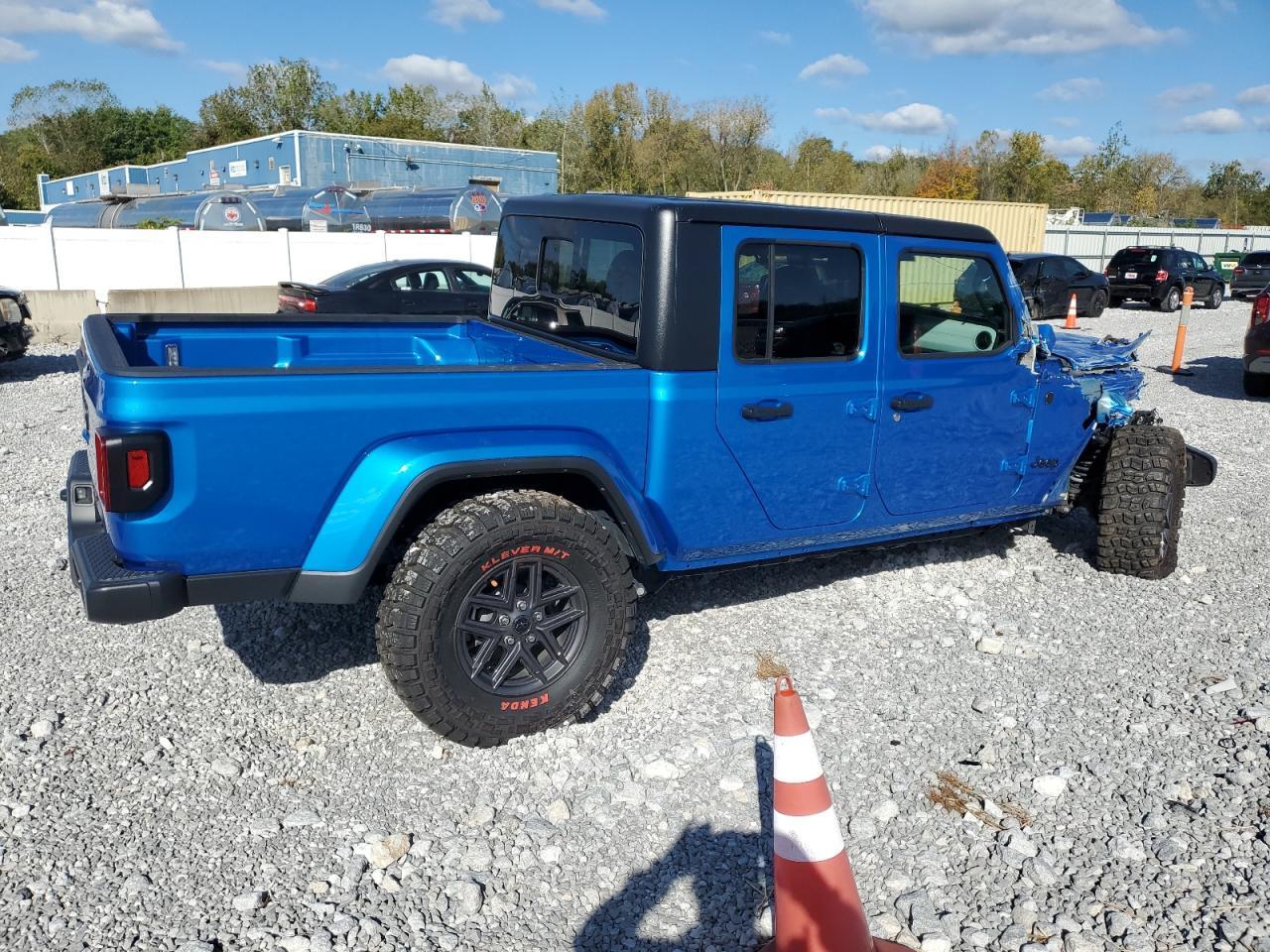 2024 Jeep Gladiator Sport - Фото 3