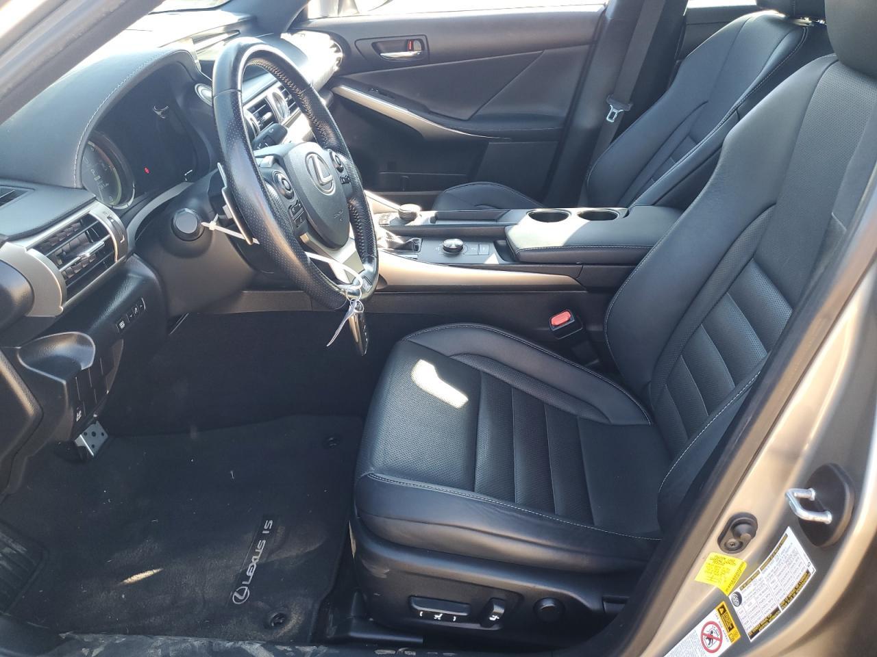 2016 Lexus Is 200T - Image 7