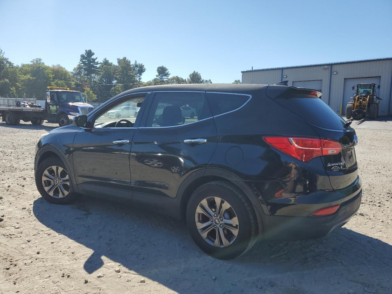 2015 Hyundai Santa Fe Sport - Image 2