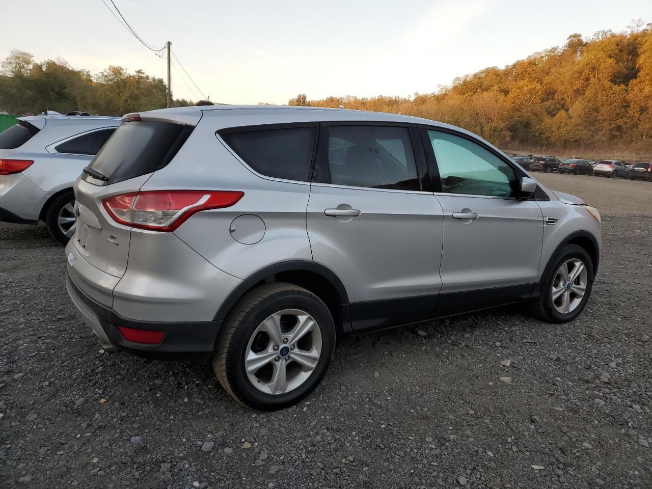 2013 Ford Escape Se - Фото 3