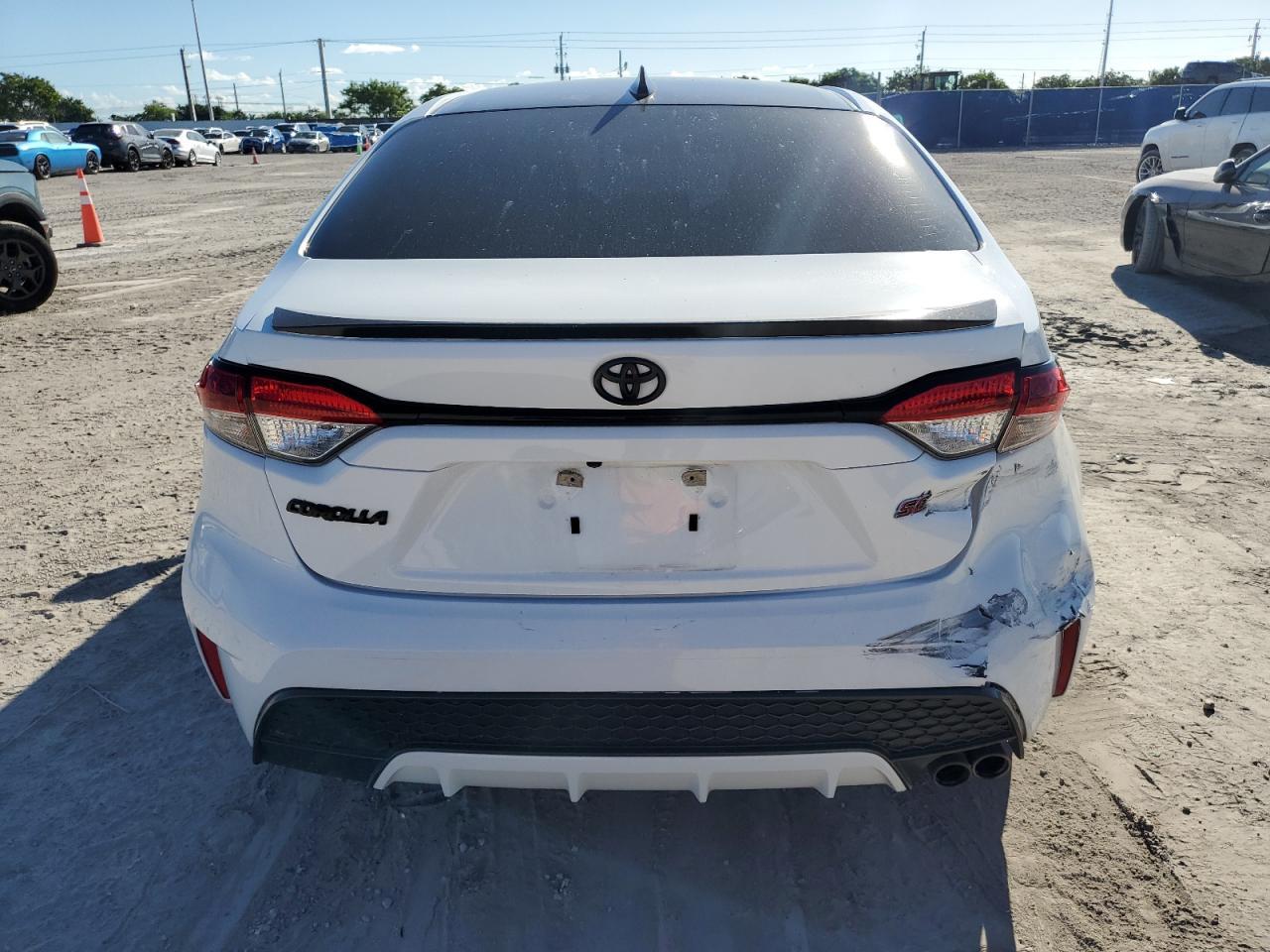 2022 Toyota Corolla Se - Image 6