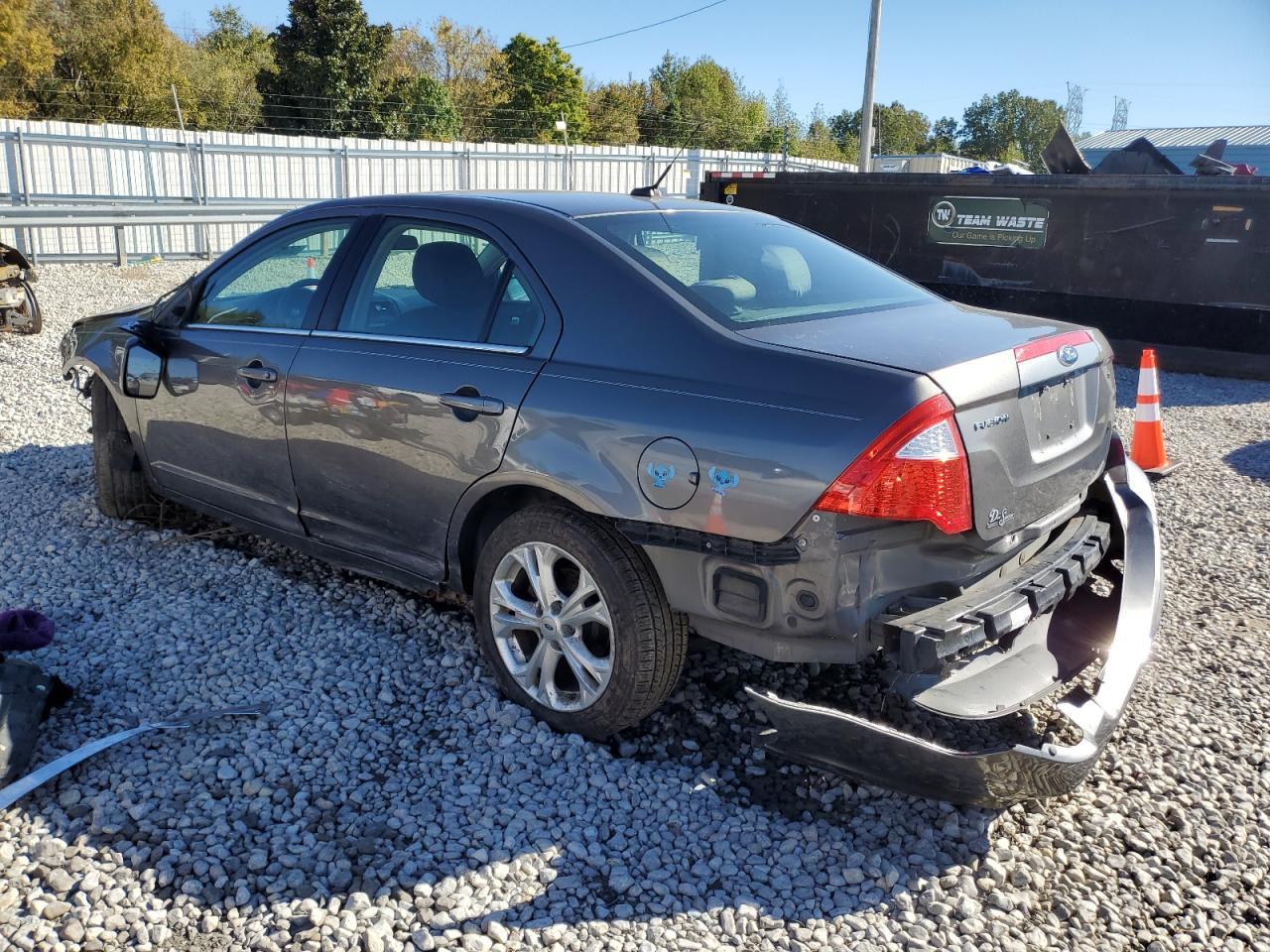 2012 Ford Fusion Se - Image 2