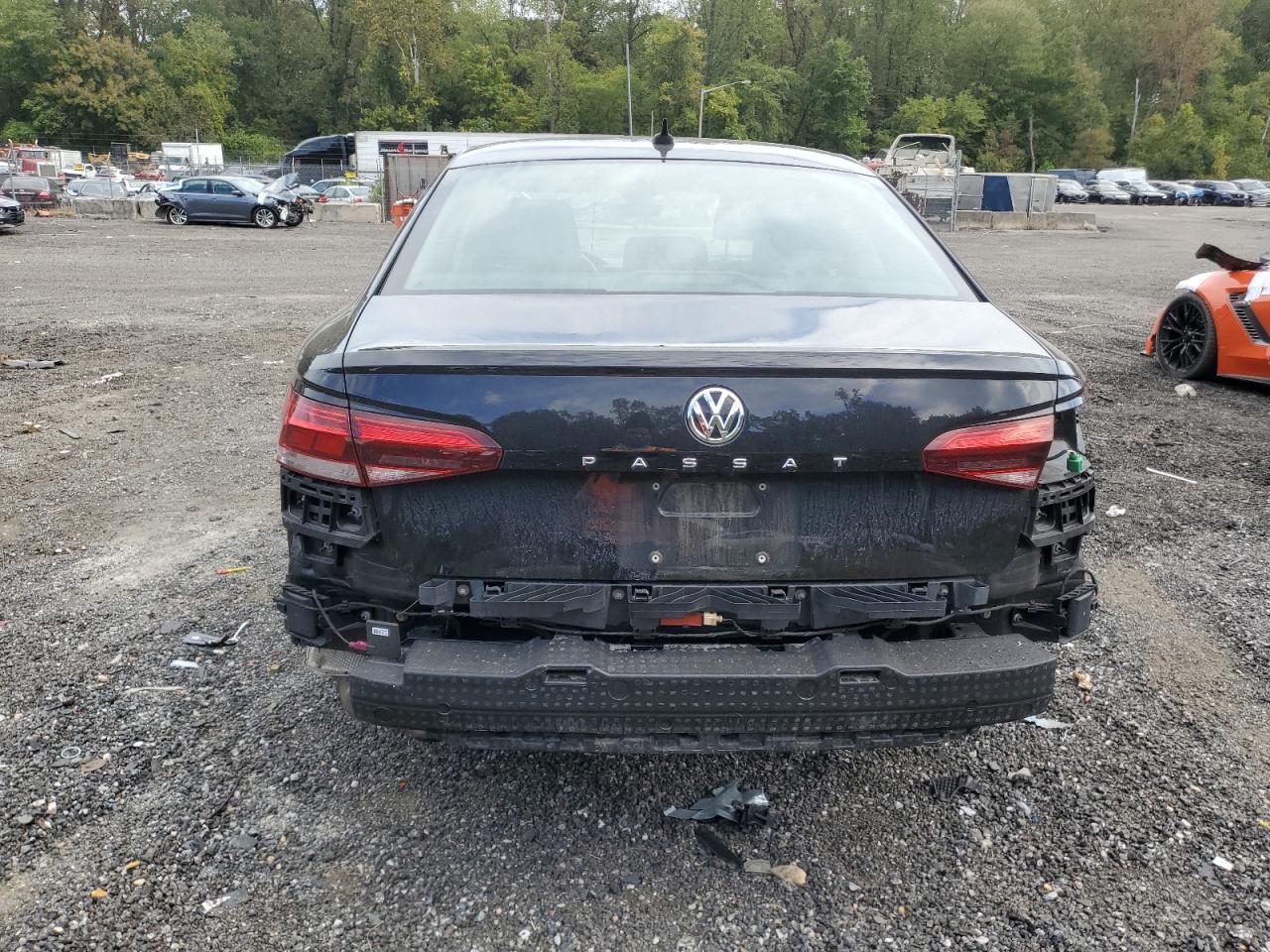 2020 Volkswagen Passat Se - Фото 6