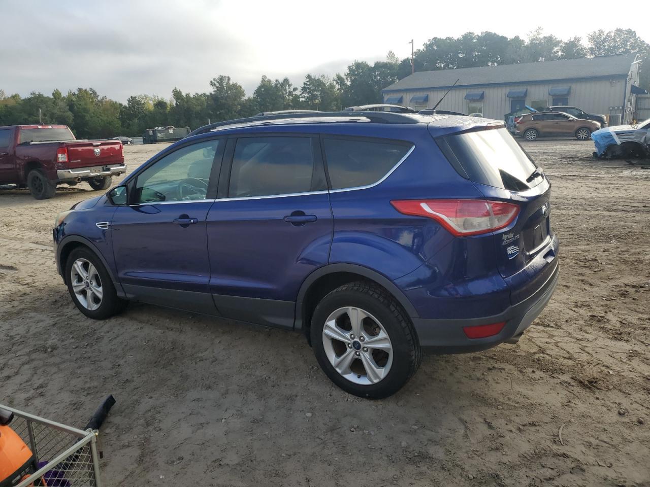 2013 Ford Escape Se - Фото 2
