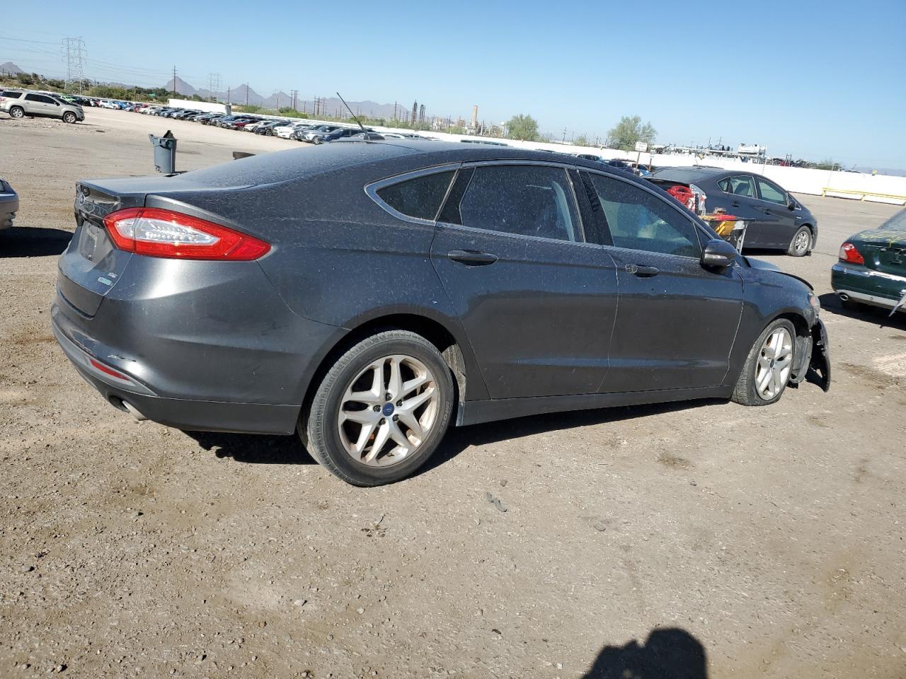 2015 Ford Fusion Se - Фото 3