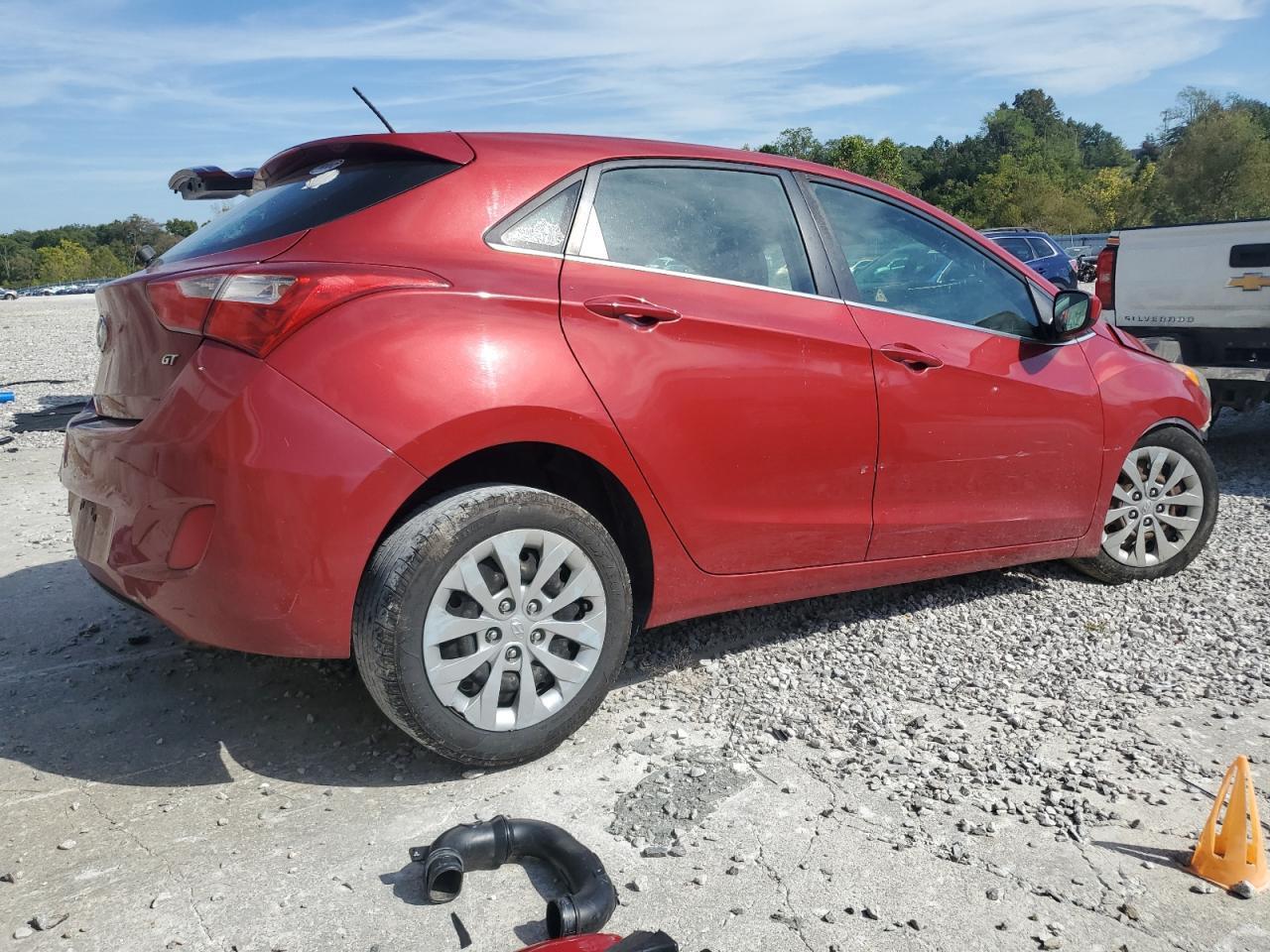 2017 Hyundai Elantra Gt - Image 3