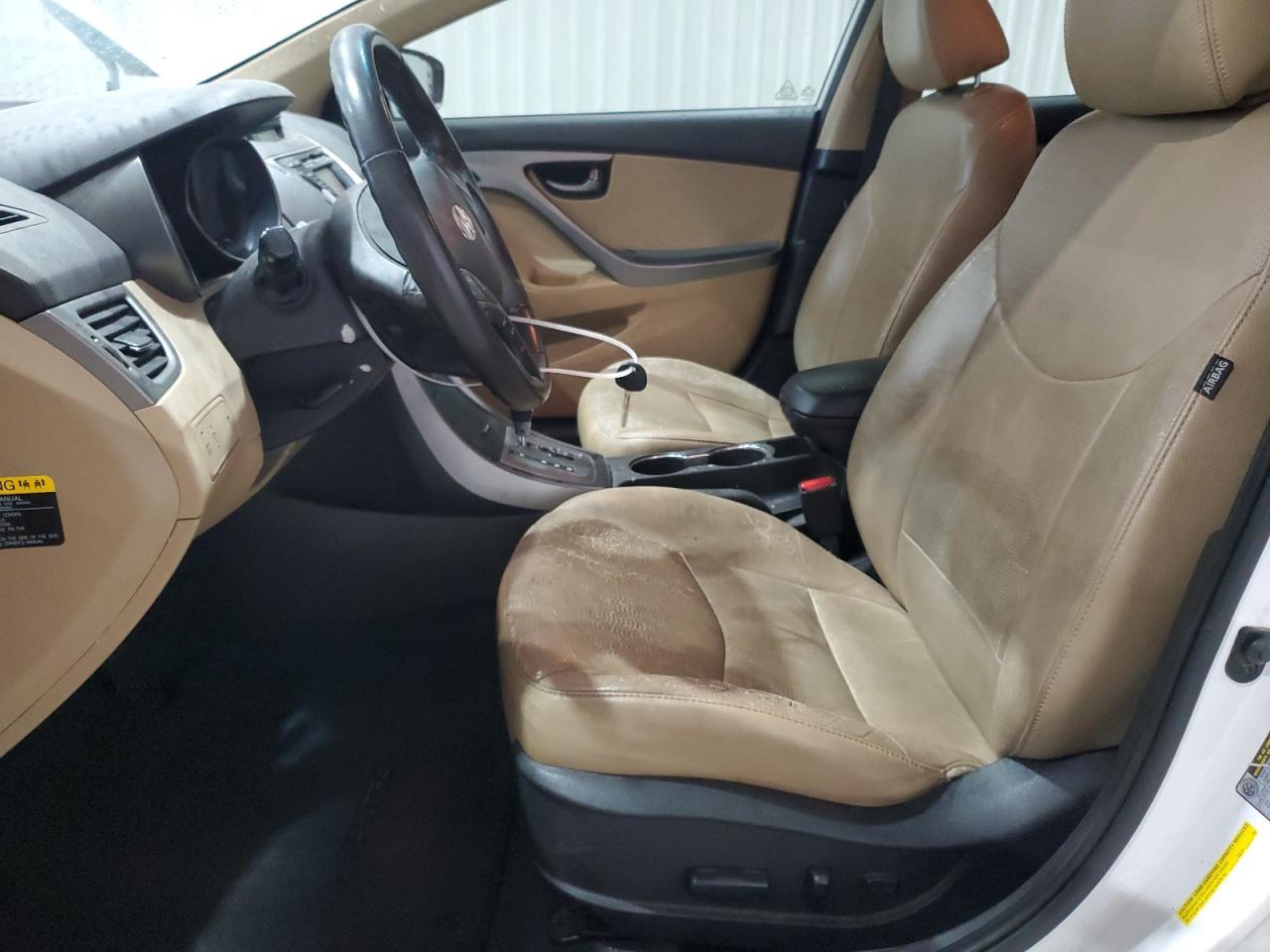 2013 Hyundai Elantra Limited - Image 7