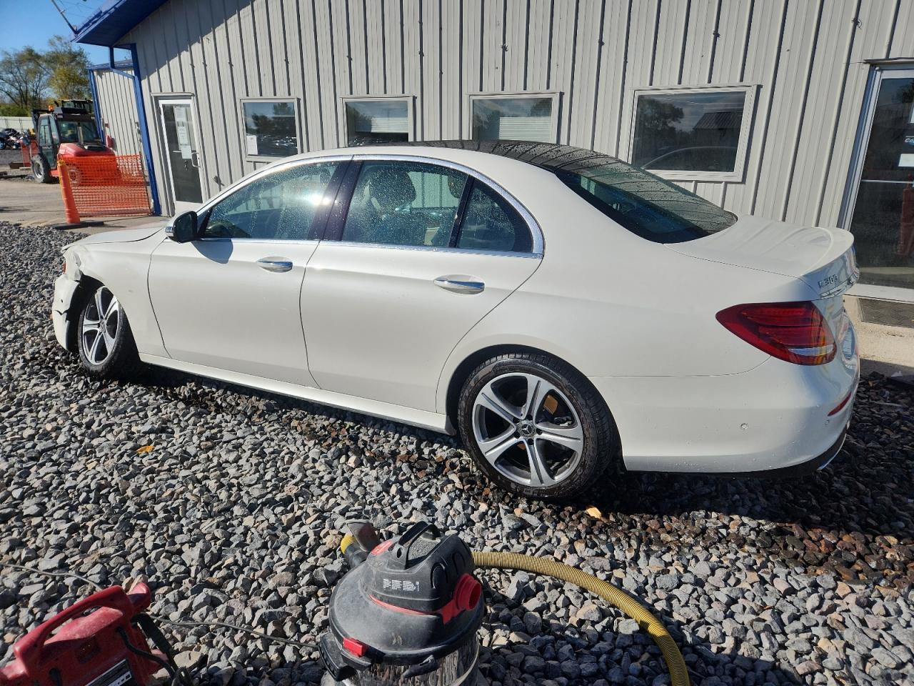 2018 Mercedes-Benz E 300 4Matic - Image 2