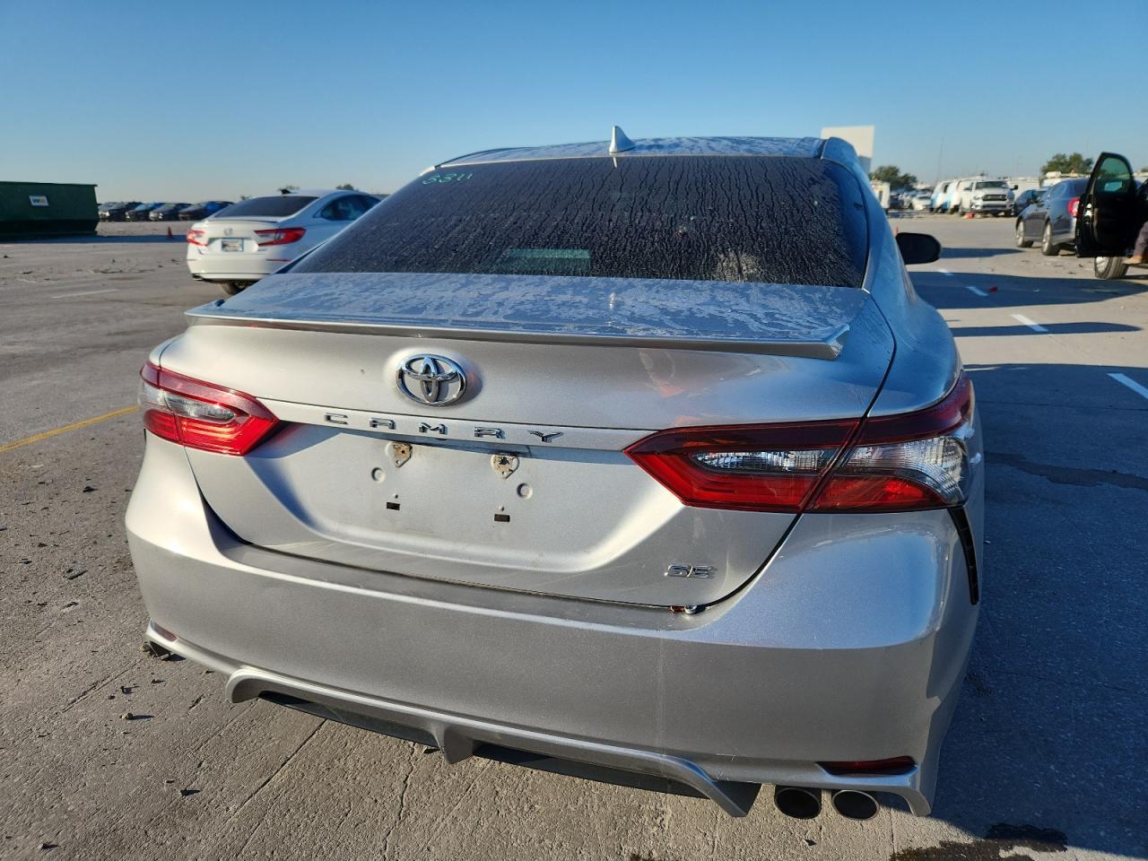 2021 Toyota Camry Se - Фото 6