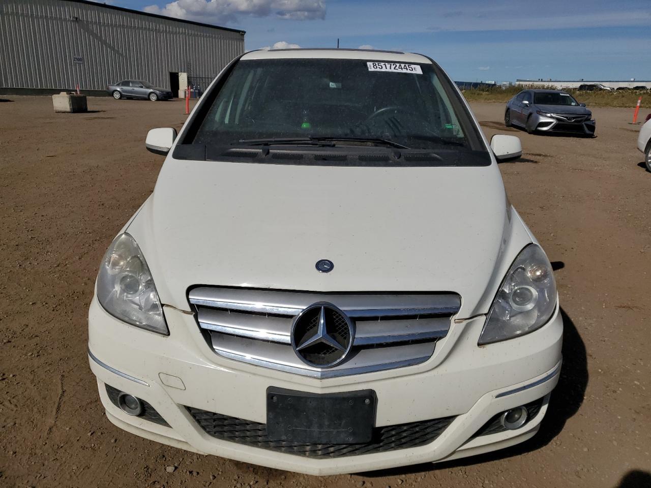 2011 Mercedes-Benz B200 - Фото 5