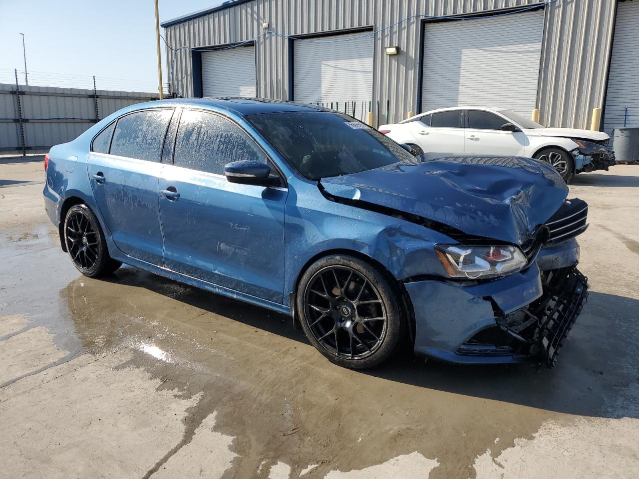 2015 Volkswagen Jetta Tdi - Image 4