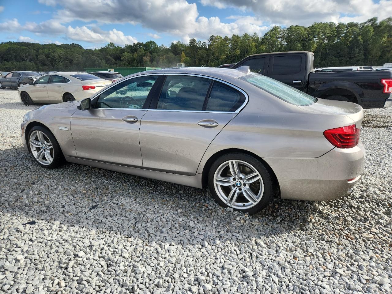 2016 BMW 535 Xi - Фото 2