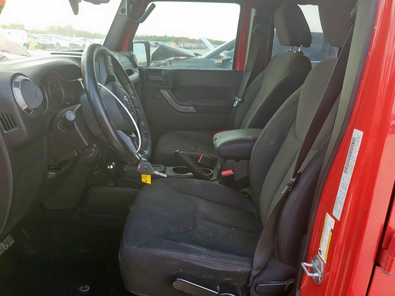 2016 Jeep Wrangler Unlimited Sport - Фото 7