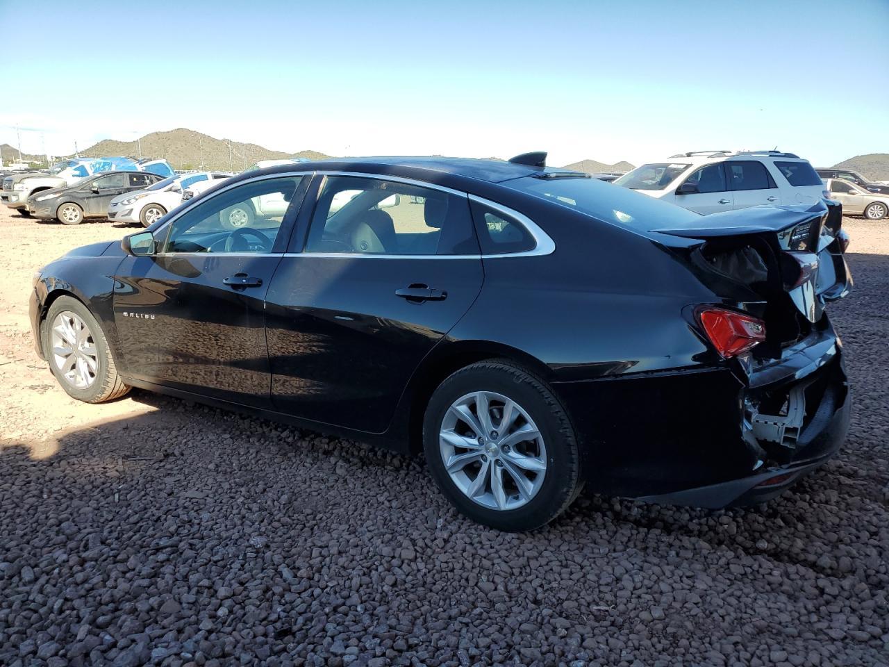 2020 Chevrolet Malibu Lt - Image 2