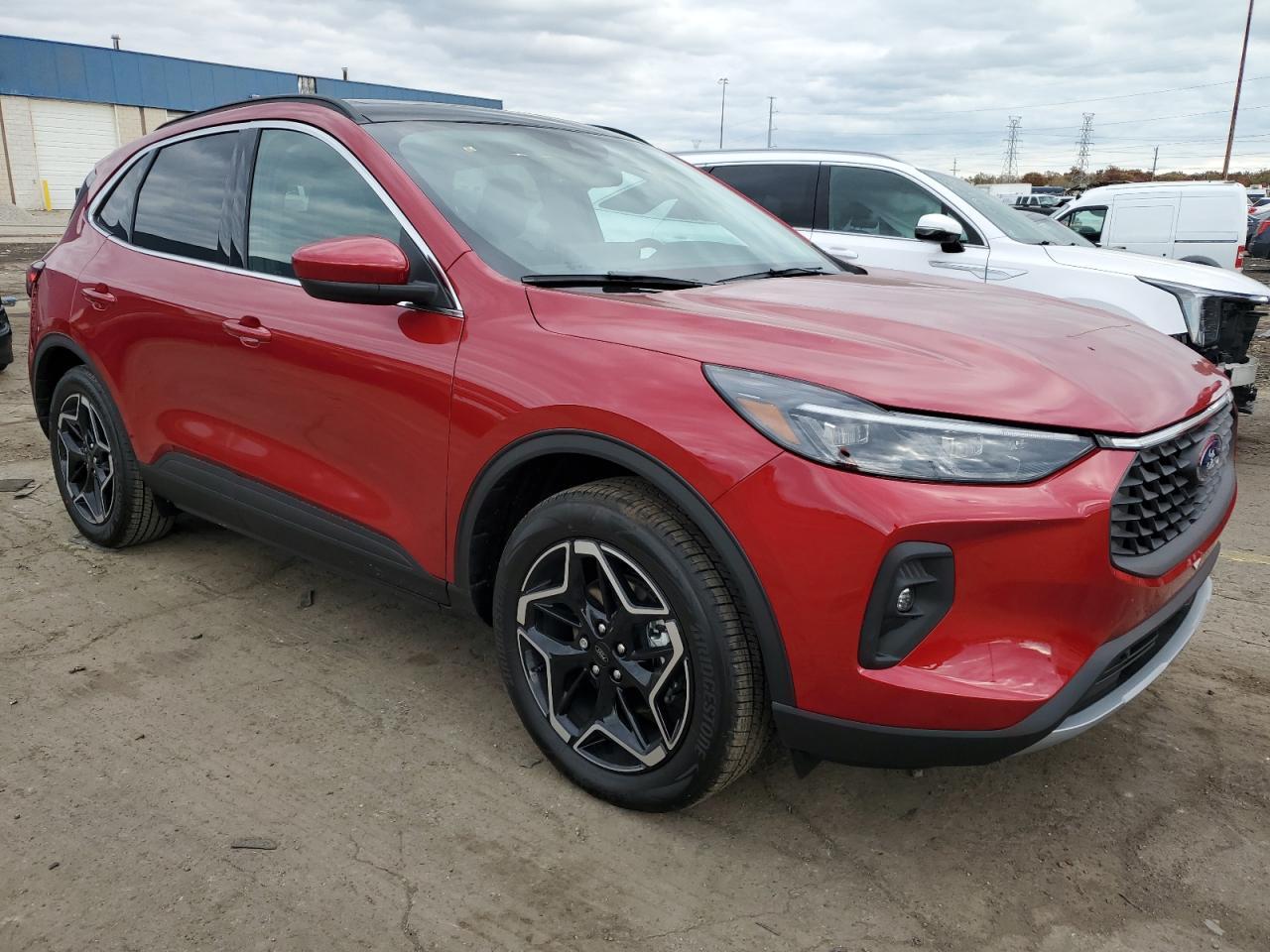 2026 Ford Escape Platinum - Фото 4