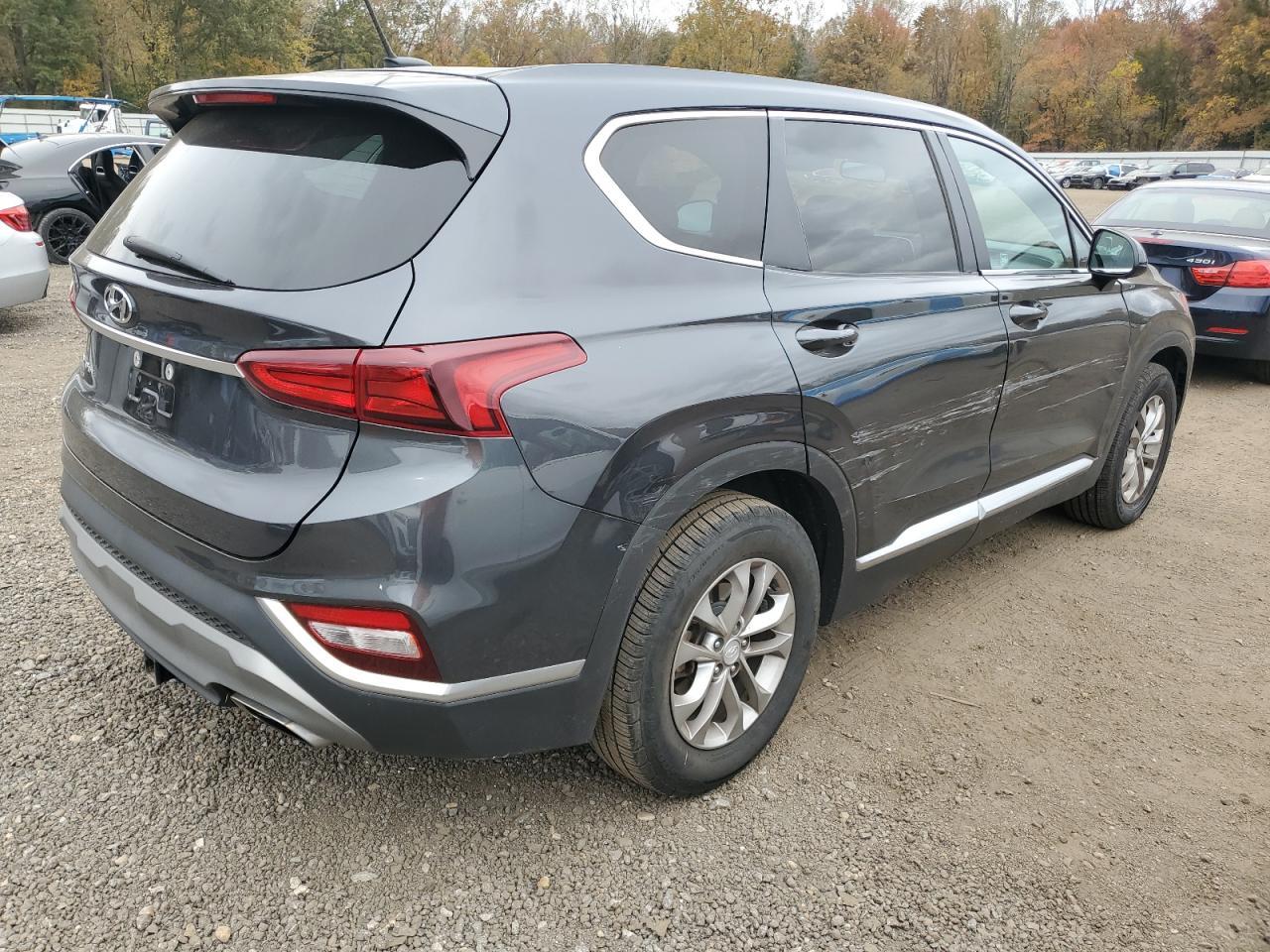 2020 Hyundai Santa Fe Se - Фото 3
