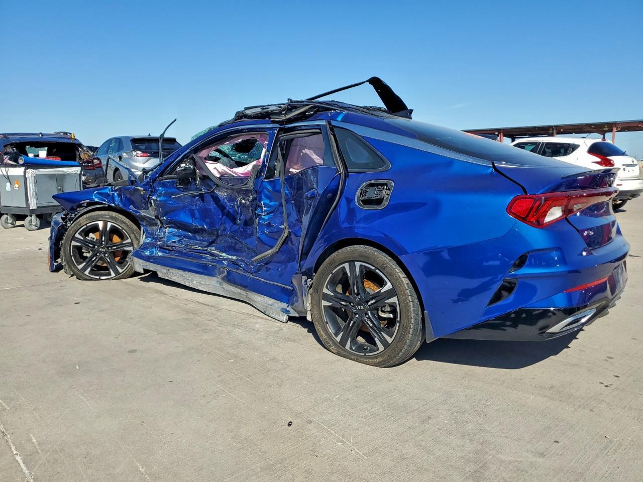 2021 Kia K5 Gt Line - Фото 2