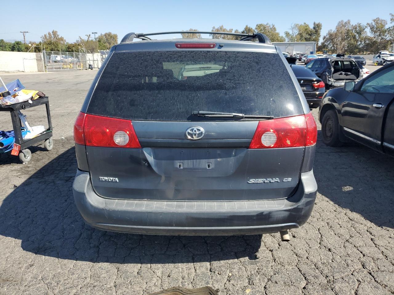 2006 Toyota Sienna Ce - Фото 6