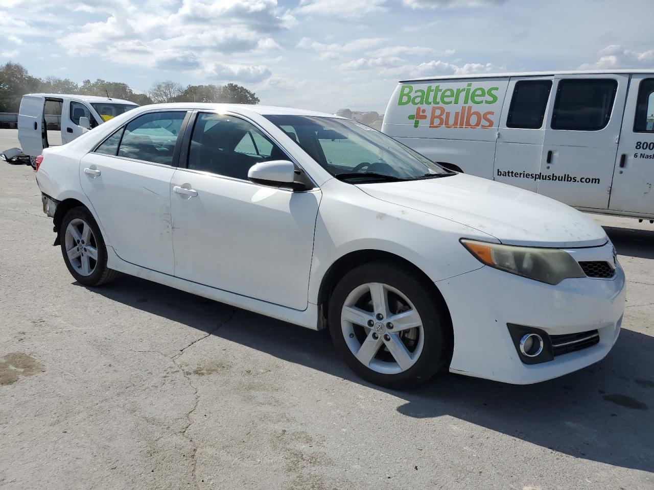 2012 Toyota Camry Base - Фото 4