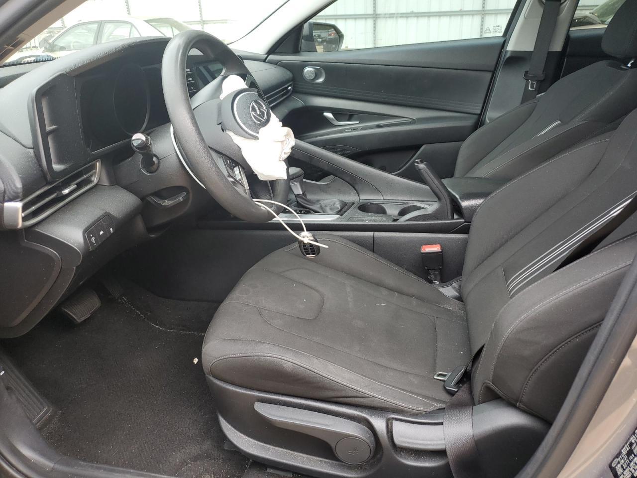 2021 Hyundai Elantra Sel - Фото 7